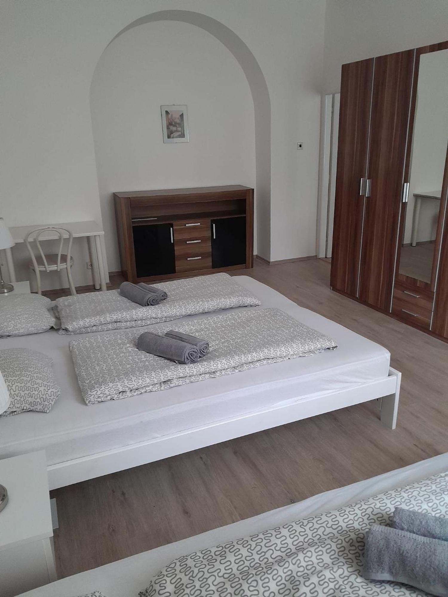 Lubert Apartmany S.R.O Prague Exterior photo